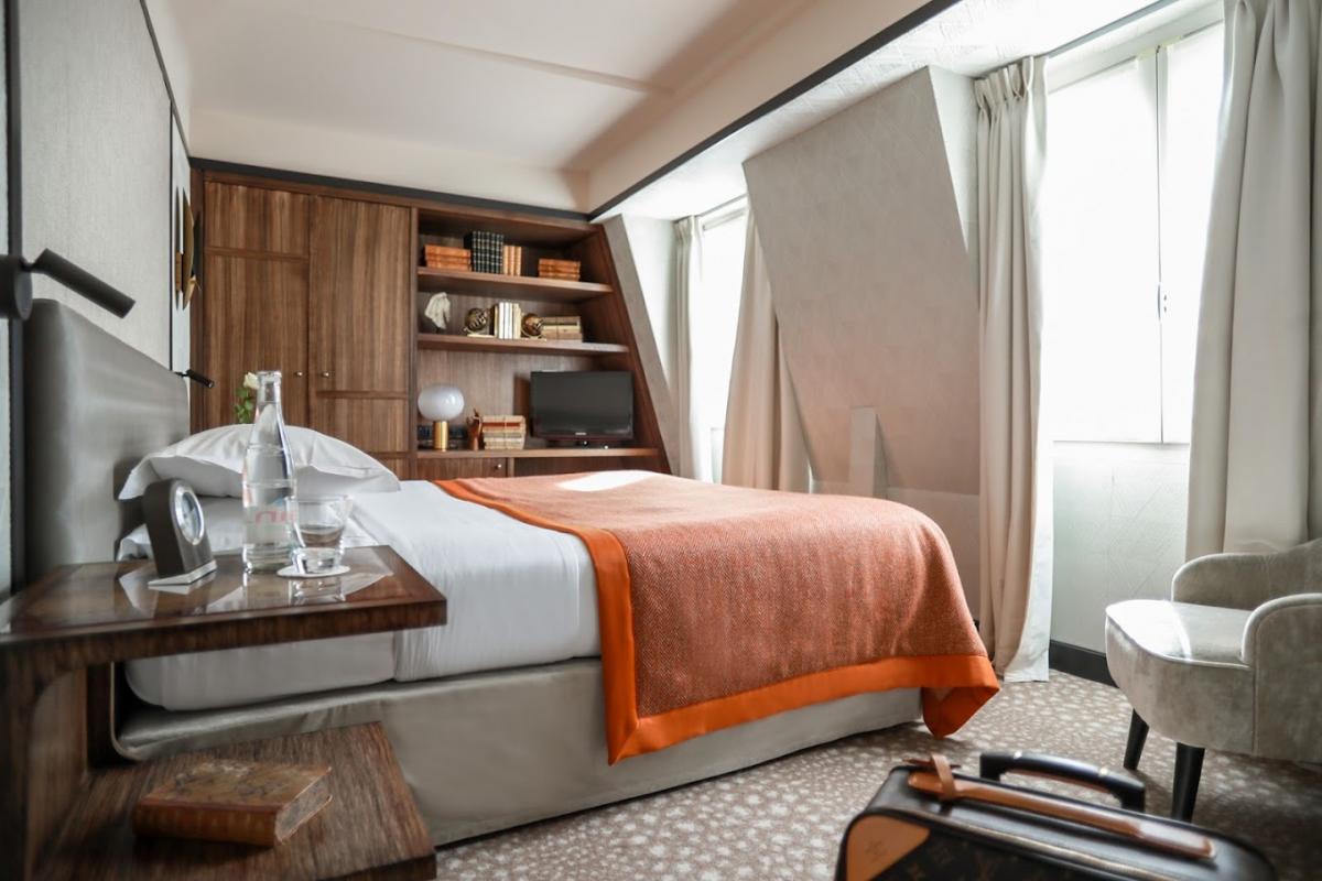 Esprit Saint Germain