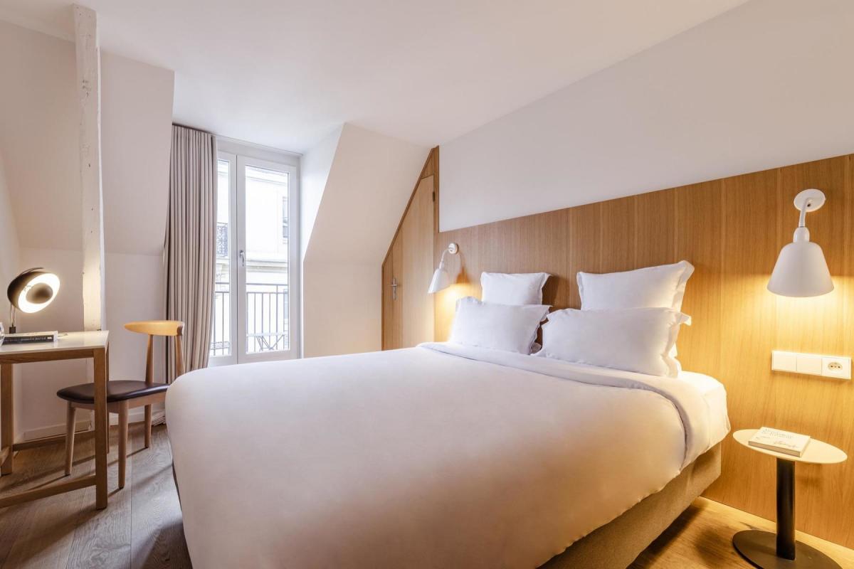 9 Hôtel République Paris