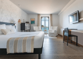 Castel Beau Site